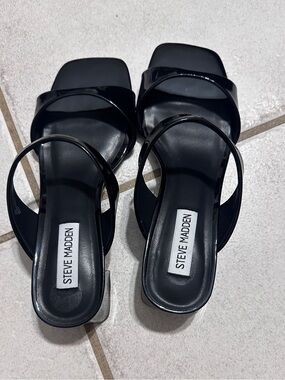 Steven Madden Black Square Toe Strappy Heeled Sandals